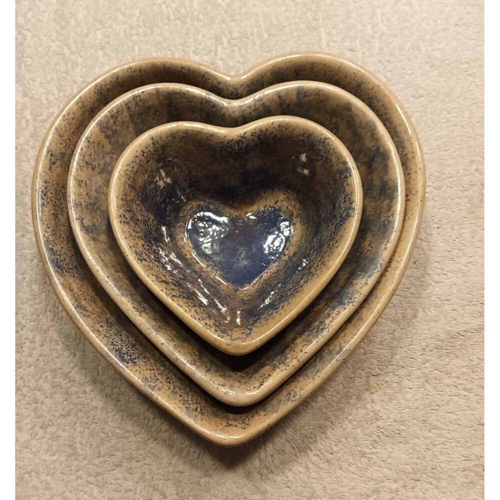 Boothe Mold Co. Set of 3 Heart Shaped Nesting Bowls Ceramic 1988  Fast Shipping